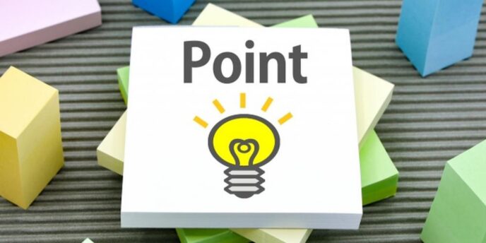 Pointと書かれたカードと電球のイラスト、ひらめきや重要ポイントを示すイメージ