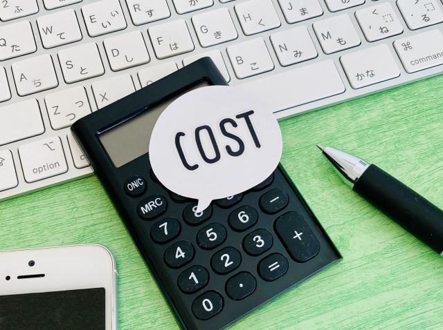 COSTの文字列と計算機