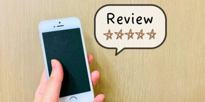 スマートフォンと「Review★5」評価の吹き出しイラスト